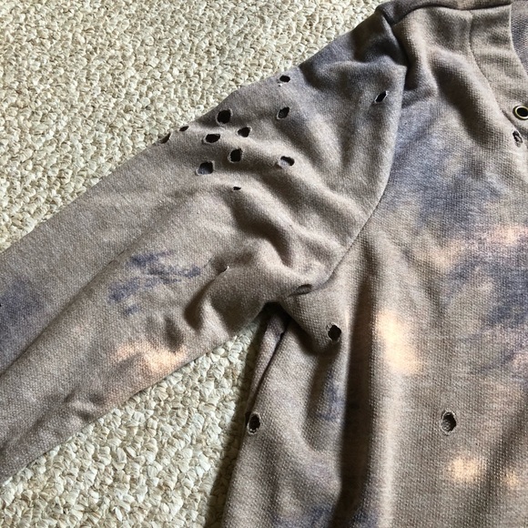 BUY ME🤗Lace Up Distressed Hi-Low Top NWT - Picture 3 of 3